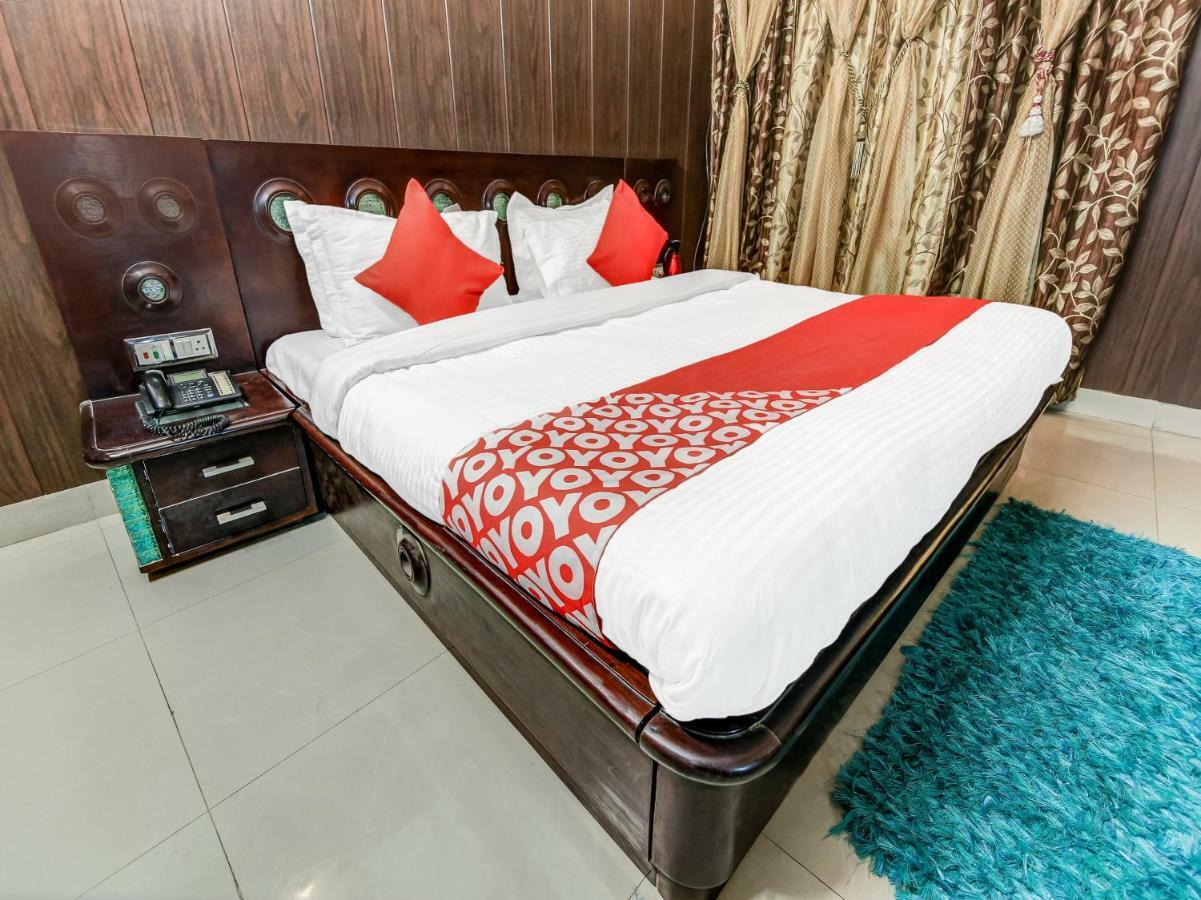 Oyo 27999 Hotel Deep Sirsa Eksteriør billede