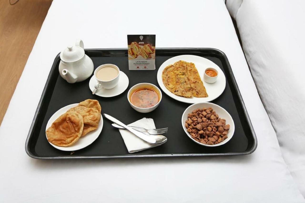 Oyo 27999 Hotel Deep Sirsa Eksteriør billede