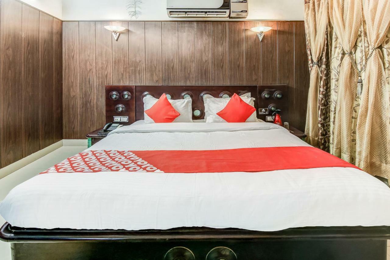 Oyo 27999 Hotel Deep Sirsa Eksteriør billede